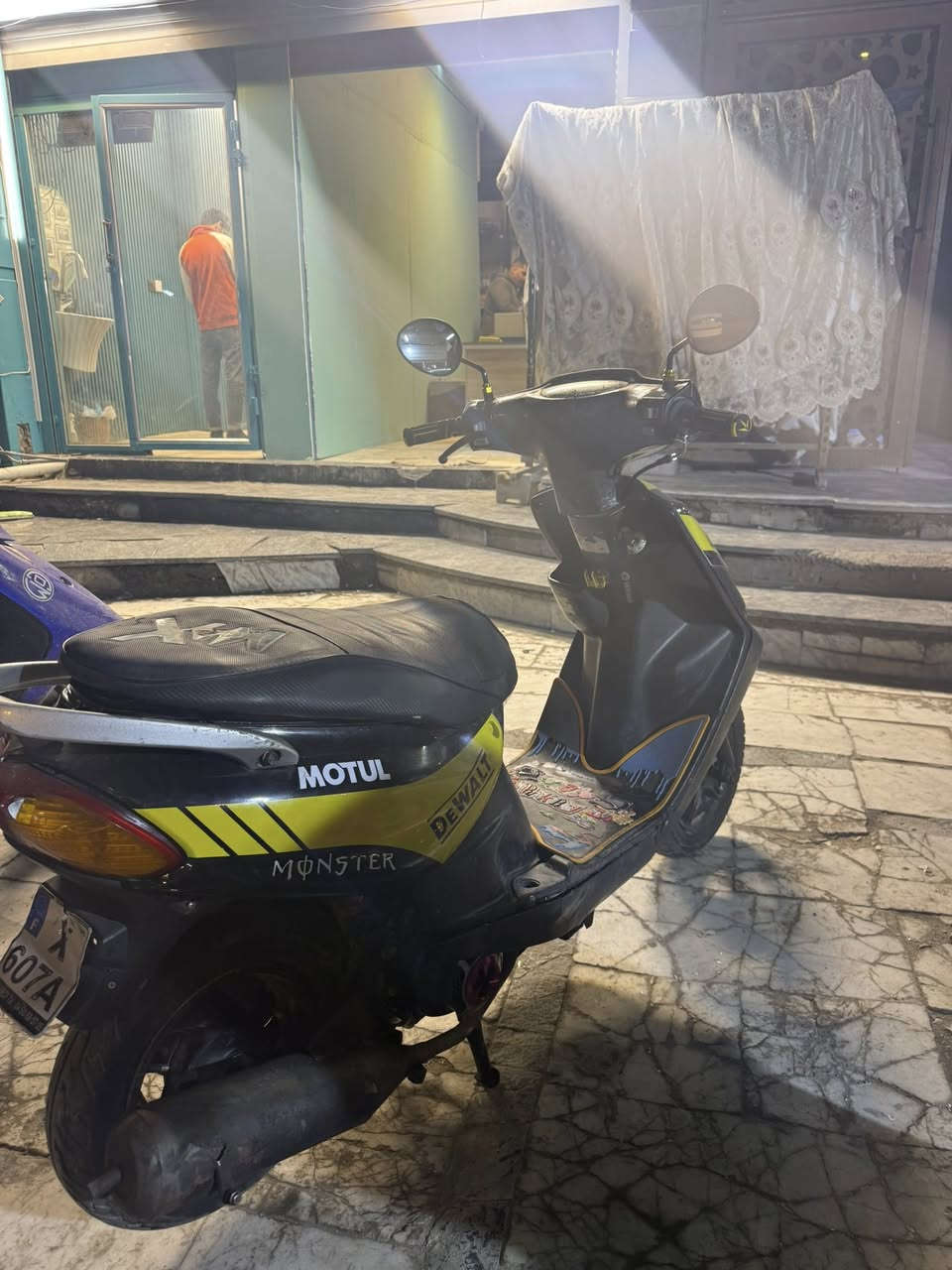 ماكس قجمه للبيع سعر ٤٢٥وبيها مجال شباب دراجه نضيفه وبوشه ٥٥ممفتوحه لدراجه  بس شلعتها شويه خفيفه تحتاج كلجات وضفيره مكاني سبع ابكار رقم لعاتف***********
