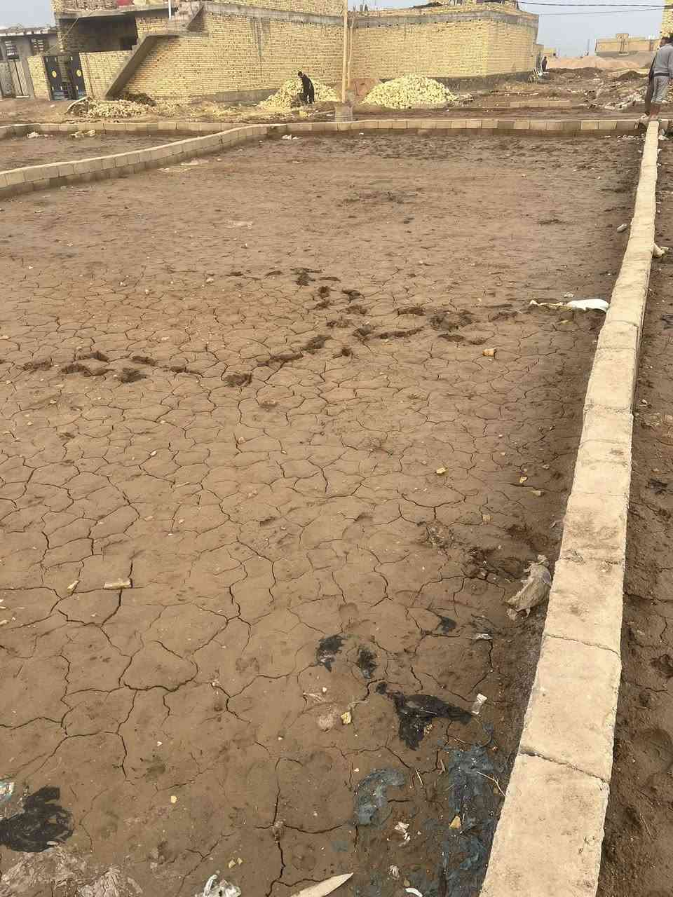 اسلام علايكم قطعه رقم البيع احي الهوند الثانيه بسعره 10مليون وبيه مجال مساحه 200/***********
