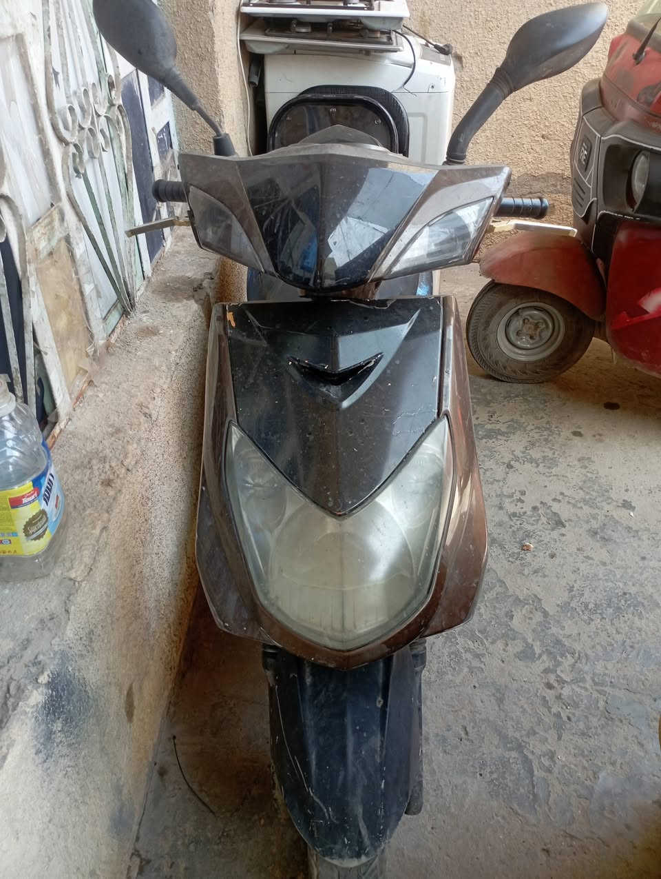 للبيع سكنس فحل كابريتر كله شقاله سلف وهندر كهربائية كله شقاله بس لبرقي مال لهندر مسحوك قراضه كامله


**إذا كنت صاحب هذا الإعلان وتريد حذفه لأي سبب، رجاءا أرسل رسالة إلى الدعم الفني**