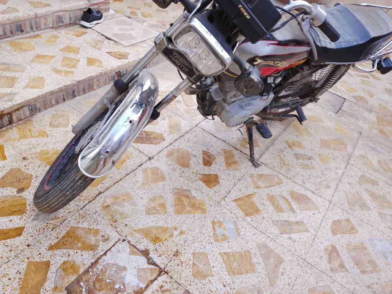 السلام عليكم موطور حيل نضيف وكلو شرط السعر 150


**إذا كنت صاحب هذا الإعلان وتريد حذفه لأي سبب، رجاءا أرسل رسالة إلى الدعم الفني**