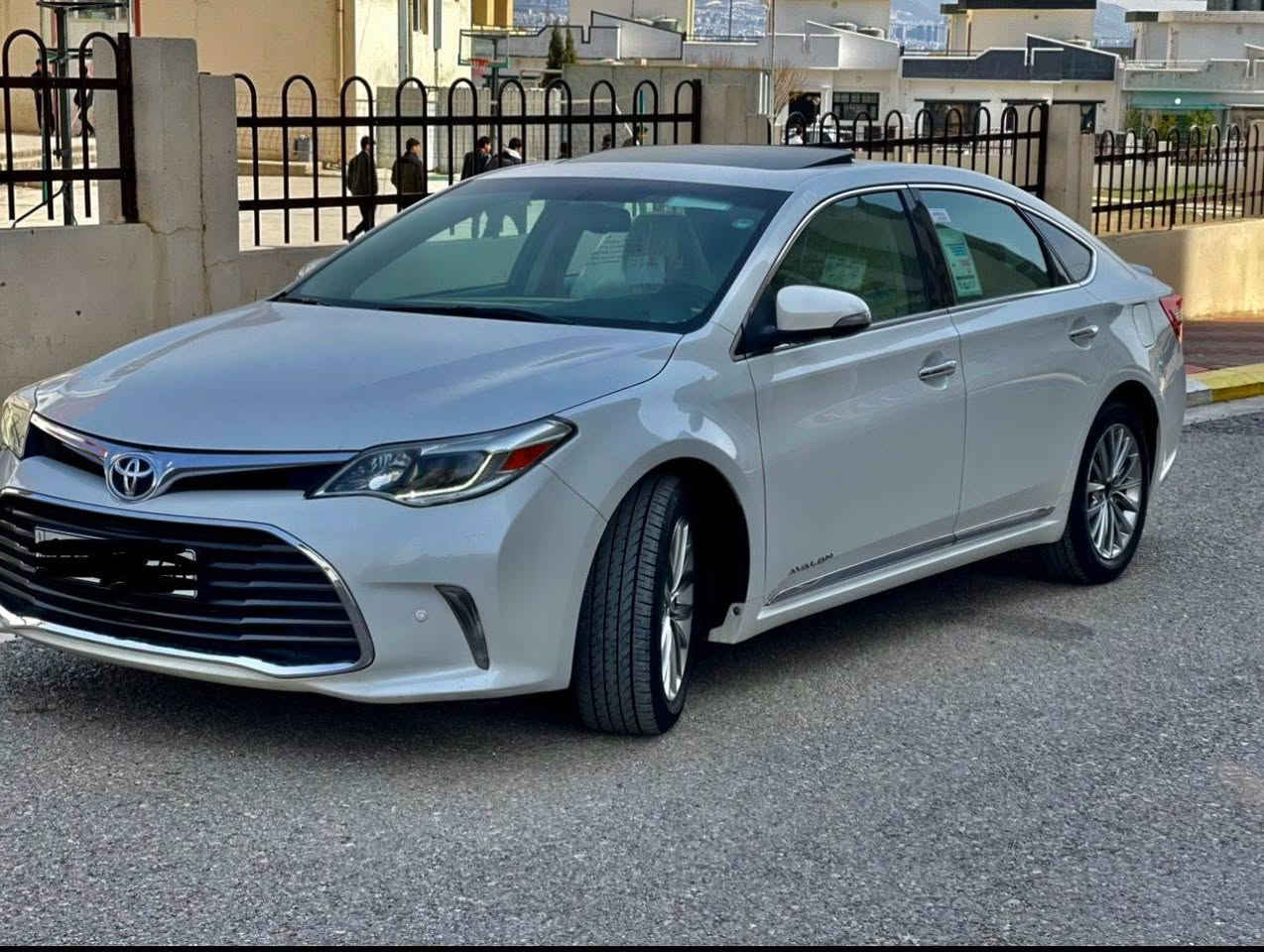 تويتا افلون 2017 خليجي لميتد 
ماشية 107 ألف ميل 
خليجي - مكفولة من الصبغ 
و بارد و ضربة و شخط
كير مكينة مكفولة 
سنوية و فحص جديدة 
بأسمي 

🛑 السعر سوي تعليق يصل مباشرة 🤖 

بقية ع جماليها و نظافتها 
مابيها أي خلل او نقص 

رقم صاحب السيارة 
*********** واتس اب
