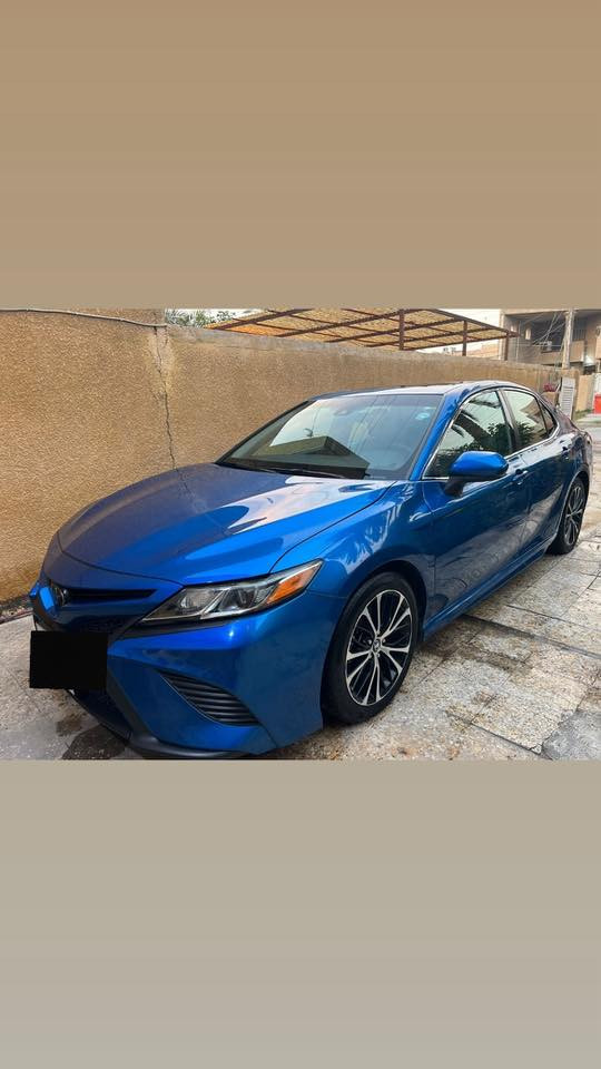 للبيع كامري 2019 se 
فول ما عدا البصمة: سلايد، شاشة چبيرة ،رادار، تحديد مسار، كشنات كهرباء. 
مكينة وكير وصدر مكفولات
ضرر سطحي بسيط مثل ما موضح بالصور لا دواخل ولا شواصي 
السيارة كاملة وجاهزة من اي نقص 
المكان بغداد 
السعر: 183 بي مجال بسيط 
للاستفسار ‭0770 393 9171‬
‏‭+964 770 193 1755
