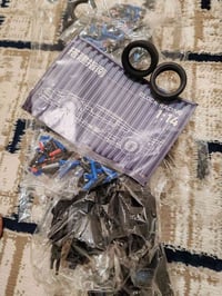 دراجة • سيارة • قطعة