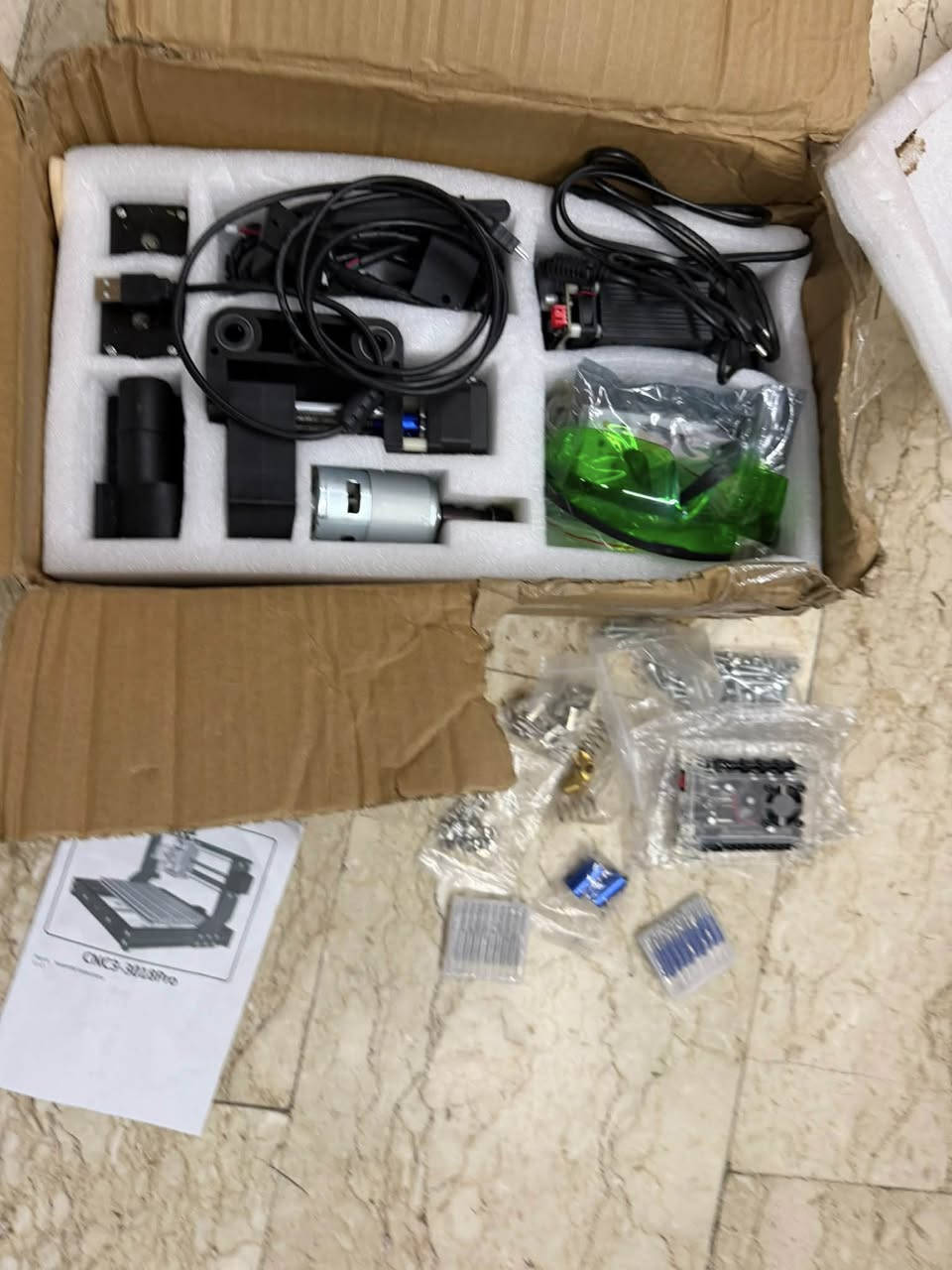 طابعه سي ان سي جديده غير مستخدمه


**إذا كنت صاحب هذا الإعلان وتريد حذفه لأي سبب، رجاءا أرسل رسالة إلى الدعم الفني**