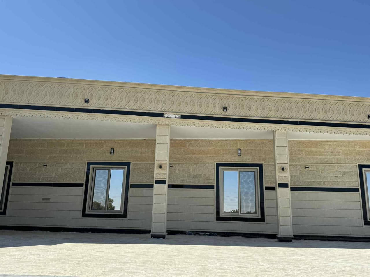 كادر لعمل حجر الحلان والمرمر ابواب شبابيك ديكورات تغليف واجهات شغل درجة اولى استلام مهندس شرط واسعار مناسبه ..نشتغل دوائر حكوميه دوائر مدنيه مقاولات
+درز وجلي وتنظيف الحلان لتواصل *********** او عل الخاص
