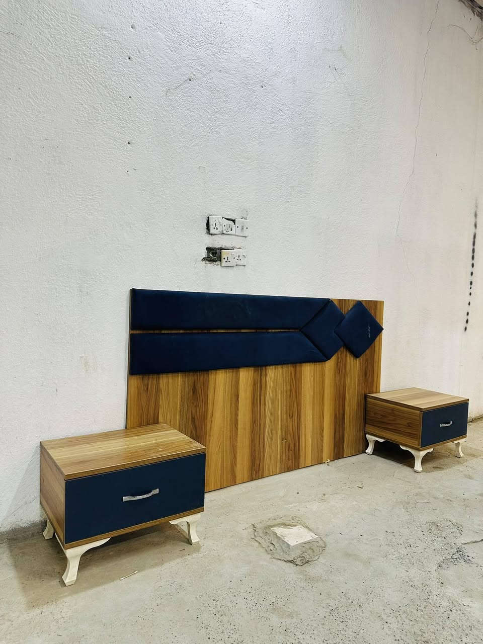 غرفة نوم مستعملة🇹🇷
 نضافة90 ٪💯
عدد القطع / 5
نضام / أسلايت 💢
سعرها / 400 💸
شد ونقل داخل بغداد مجاني🚛
يوجود توصيل محافضات 🚛


**إذا كنت صاحب هذا الإعلان وتريد حذفه لأي سبب، رجاءا أرسل رسالة إلى الدعم الفني**