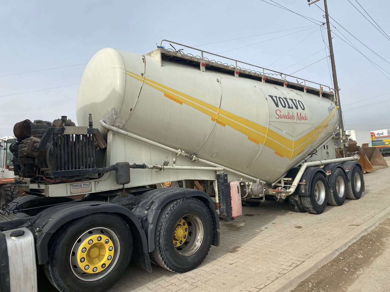 للبيع

من نوع : فالفو سنگل امامي

كير : اتوماتيك 

موديل : 2006

بطل سايلو سمنت من نوع : طارق حاجي

موديل : 2014

رقم جديد

سعر : 400$

سيارة جاهز للشغل

موجود في كركوك في معرض رافدين المركزي 
عنوان📍 كركوك شارع مطار مقابل جسر حزيران 

للاستفسار اتصال على الارقام 

0770-855-12-12

***********

***********
