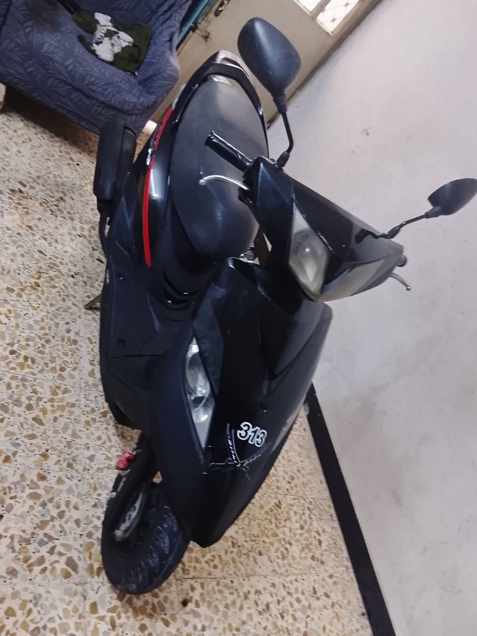 ماكس ثعلب كله شغاله اي نقص مابيه نضافه فول السعر ٥٥٠ بغداد المشتل ***********
