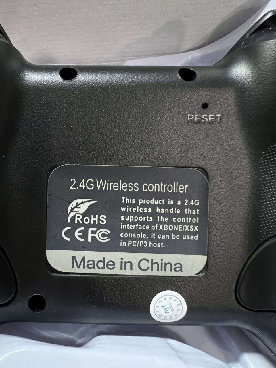 للبيع
يده احترافيه جديده بالكارتون غير مستخذمه نهائياً
تنربط حاسبه واكس بوكس
السعر 25 شرط الفحص 
توصيل موجود 
علق حتى اراسلك الخاص مسدود


**إذا كنت صاحب هذا الإعلان وتريد حذفه لأي سبب، رجاءا أرسل رسالة إلى الدعم الفني**