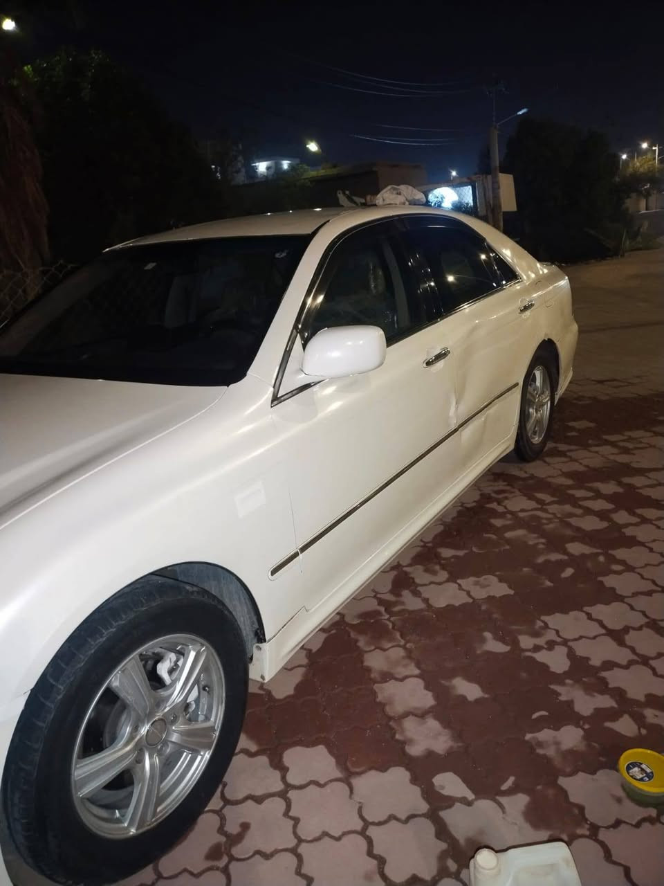 سلام عليكم شاهينه للبيع أدوات أدوات متومه بصره نكليزي كصه تكمه 3دكم اثلت تبريد حداديه كهربائي كفاله لسعر 37وبيها مجال بس بيها ضرر بل باب لسايق ول عبري مكاني بصره   ***********
