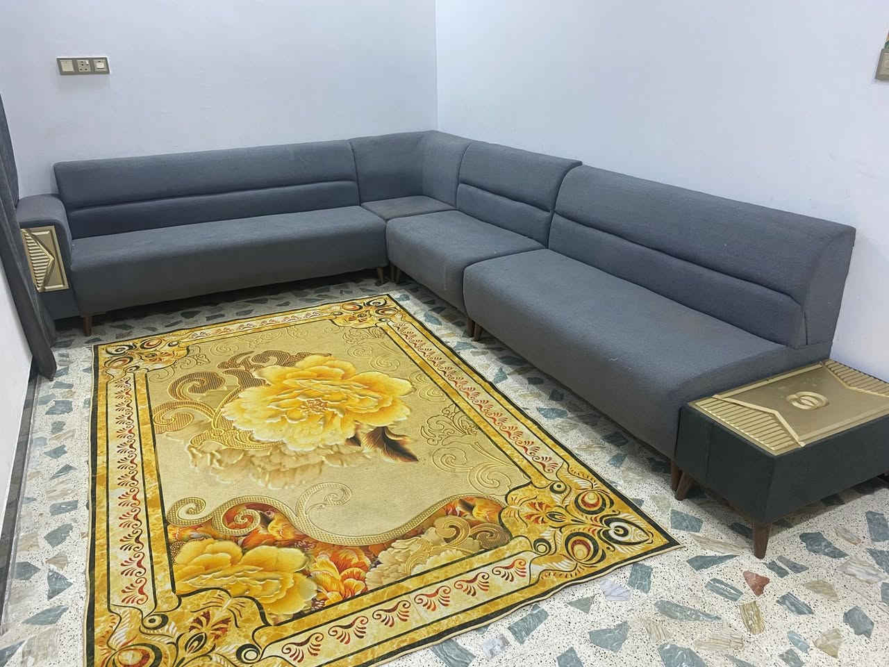 اخذه سكرين تعال خاص مستعجلين على بيعته


**إذا كنت صاحب هذا الإعلان وتريد حذفه لأي سبب، رجاءا أرسل رسالة إلى الدعم الفني**