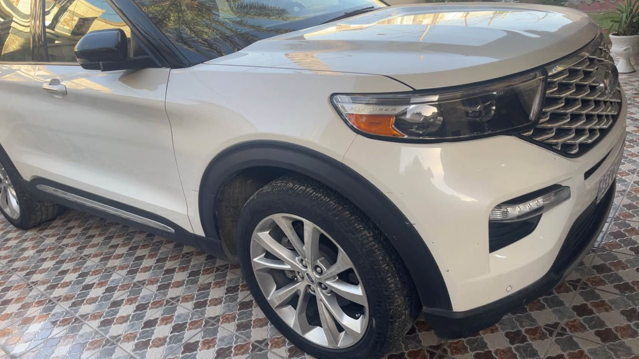 ♦️ اكسبلور بلاتينيوم 1/1 Ford Explorer PLATINUM

♦️الموديل : 2023 

♦️السعـر : 280 ورقة 💲 وبيه مجال

♦️ المـواصفـات ::
العداد : 105 الف كيلو
حجم محرك : 6 سلندر توين توربو
400 hp   3000 cc 
4*4 (AWD)
فتحة بانوراما
قيادة ذاتية
ويل قياس 21
عدسات اللايت متحركة مع حركة الستيرن
تحديد مسار مع رادار مانع الاصطدام
شاشة كبيرة
انارة led داخلية 7 الوان 
كشنات تبريد + تدفئة 
خزن كشن السائق 3 وضعيات 
كشنات خلفية تدفئة 
وجميع المقاعد كهربائية بالكامل 
بصمة تشغيل
بصمة  4 ابواب
تشغيل عن بعد (Remote Start)
صندوق شفط كهربائي
رادار امامي (تحديد مسار)
رادار جانبي (نقاط عمياء)
رادار خلفي (التحذير من الاصطدام) مع التوقف الذاتي
اوتو بارك
شفتات استيرن
استيرن تدفئة
سستم سماعات Bang&Olufsen
هاند بريك بصمة
اوتو ستارت Auto Start
اوتو ستوب Auto Stop
شاشة دشبول ديجيتال
كاميرا °360
حساسات 360 درجة
نظام الملاحة والخرائط (Navigation)

العنوان بغداد  للاستفسار 
*********** بغداد, العراق
