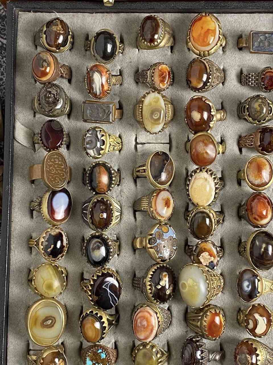 قطعه١٠


**إذا كنت صاحب هذا الإعلان وتريد حذفه لأي سبب، رجاءا أرسل رسالة إلى الدعم الفني**