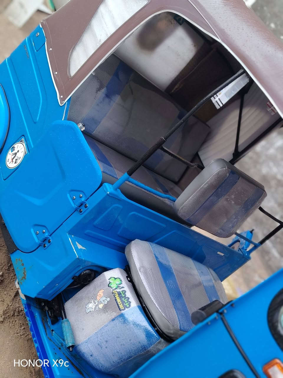 السلام عليكم تكتك موديل 21 شهر شهر ٦ منقصه اي شي خير من الله
تكتك لاضربه ولا صبغ كفاله محرك مكفول من تنقيص وتبخير للتصال وتساب ***********
