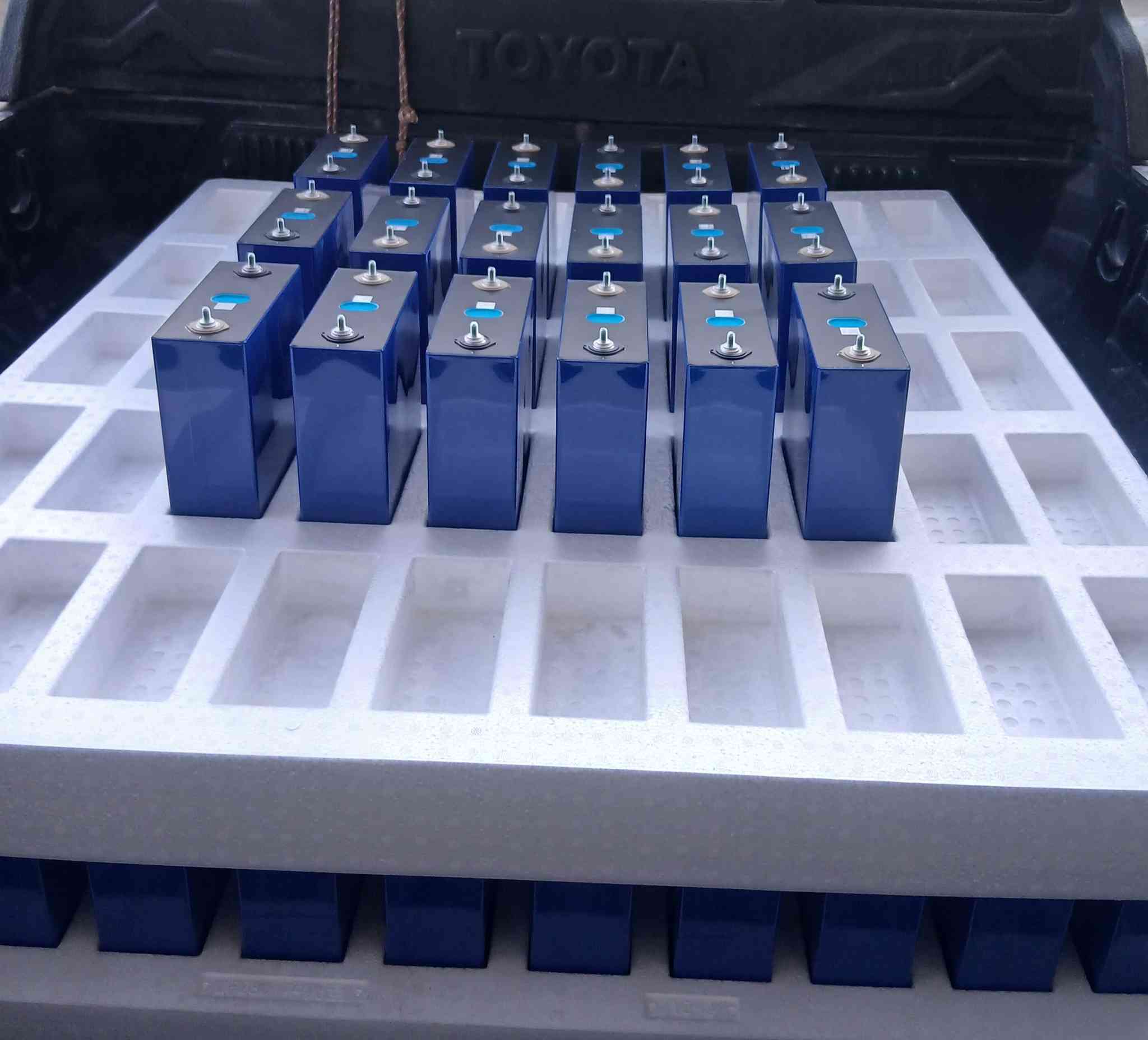 #للبيع خلايا ليثيوم فوسفات الحديد نوع EVE 280K


**إذا كنت صاحب هذا الإعلان وتريد حذفه لأي سبب، رجاءا أرسل رسالة إلى الدعم الفني**