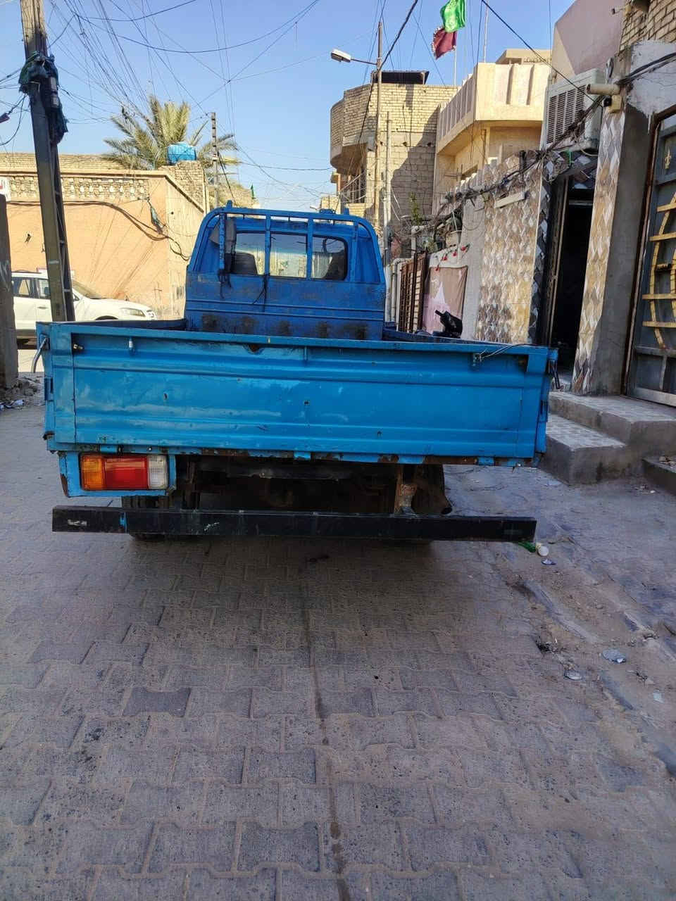 سلام عليكم اخوان كية بنكو موديل 96 عمية كلشي جديد تخم تاير مكينة 3000 كير جديد كهرباتهة شغالة سعرهة 40 رقم ***********
