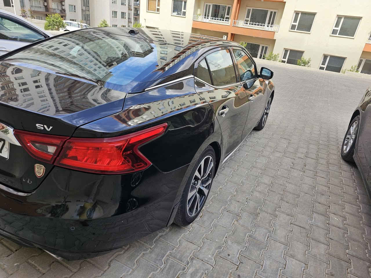 السلام عليكم نيسان مكسيما  موديل ٢٠١٧ مواصفات SV 
ماشية 100 مايل
 
محرك وكير شرط برغي مامفتوح بيهم
رقم وسنوية وهزة وبراد جديد شرط تحويل
بس صندوق صبخ مبدل شريكة ، وشبر من جملوخ خلفي و داعمة خلفي صبخ 
صورة سونار موجوده وصورة الحادث 
السعر 138 وبيه مجال بسيط
للاتصال  *********** 
سيارة حيل جديده
مكان سيارة السليمانية
