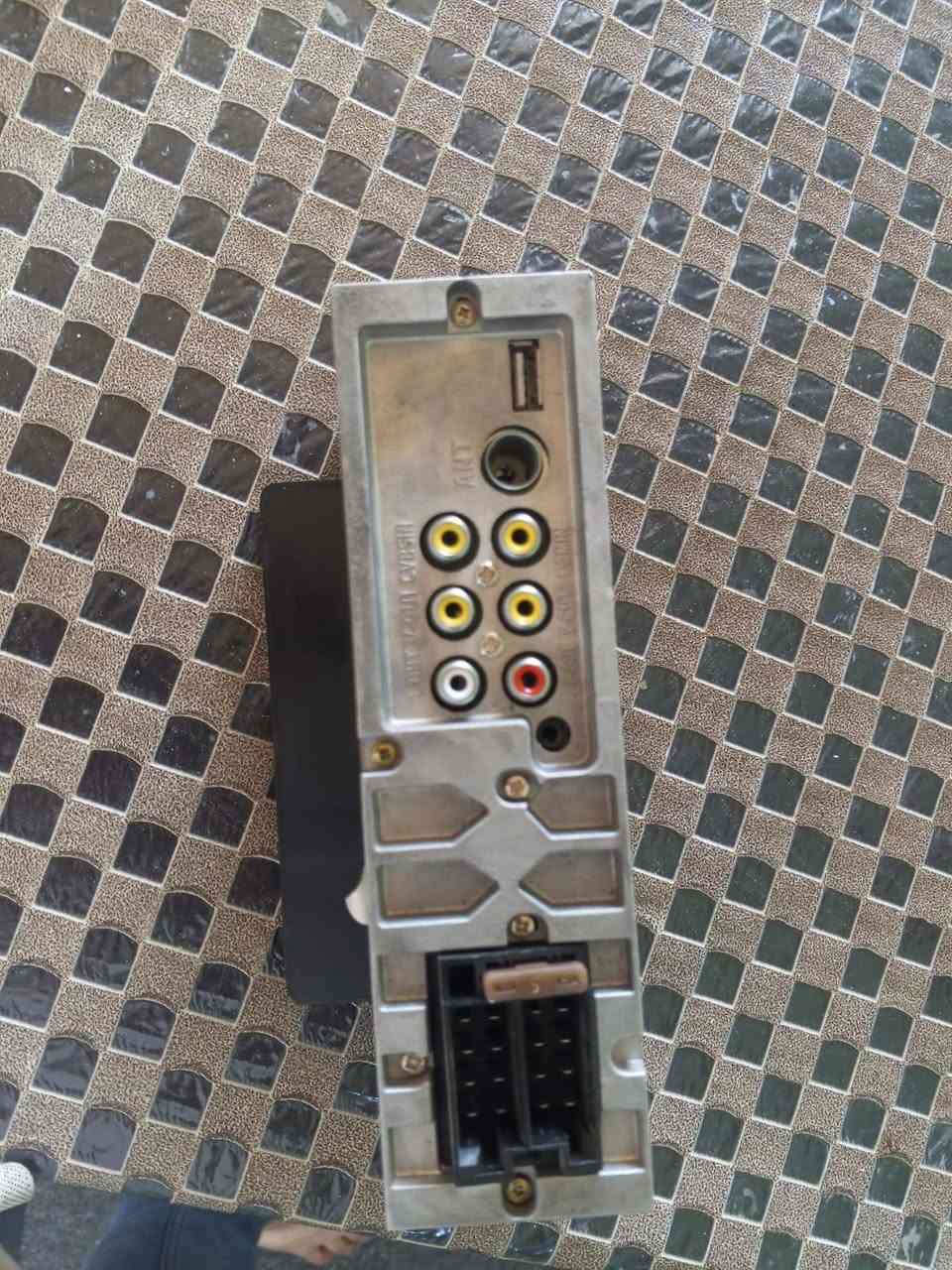 سلام عليكم مسجل شاشه لمس البيع  يرهم جميع سيارات ينشدله كامره مكاني مدينه *********** وتساب
