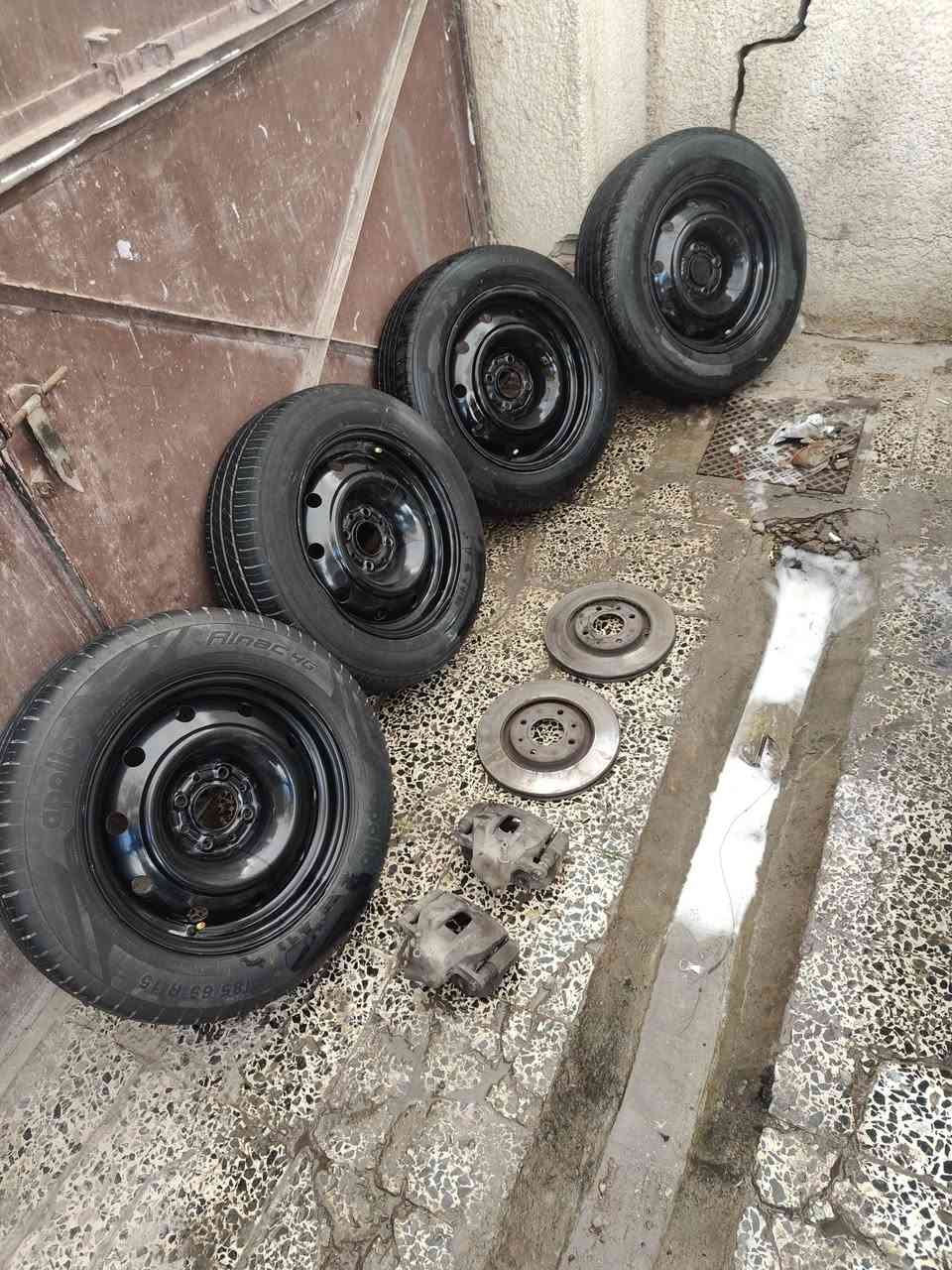 ويل اوتاير حجم 15 سمند او  بارص 
وفجوج او فلنجات شرط انظاف جداا للبيع 150


**إذا كنت صاحب هذا الإعلان وتريد حذفه لأي سبب، رجاءا أرسل رسالة إلى الدعم الفني**