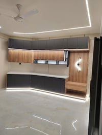 شباب اني خلفه mdf وhdf بحاجه اله عمل حتلو محافضات بس كون اكو مبيت 0787...