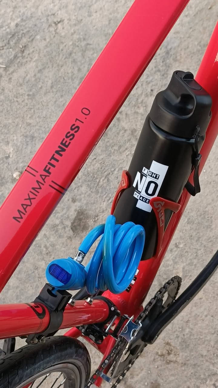 اخوان مكلف ب النشر 
يونفيكا هجين 
حجم 28 
قياس L,
2x8 السستم 
مع اضافات 
سيباية ترحال شريط مانع بنجر حامل هاتف بي إنارة قفل مطارة مي سرج طبي
السعر 250 بي مجال بسيط للطيبين 
تواصل خاص 
او عل رقم***********
