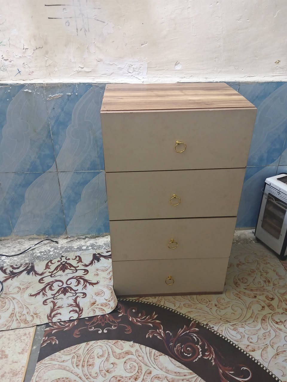إسلام عليكم غرفه نوم تركيه نضيفة كلش للبيع  ناصرية مركز مدينه صدر ورى مدرسه ابن ماجد للاستفسار الاتصال او واتساب***********
