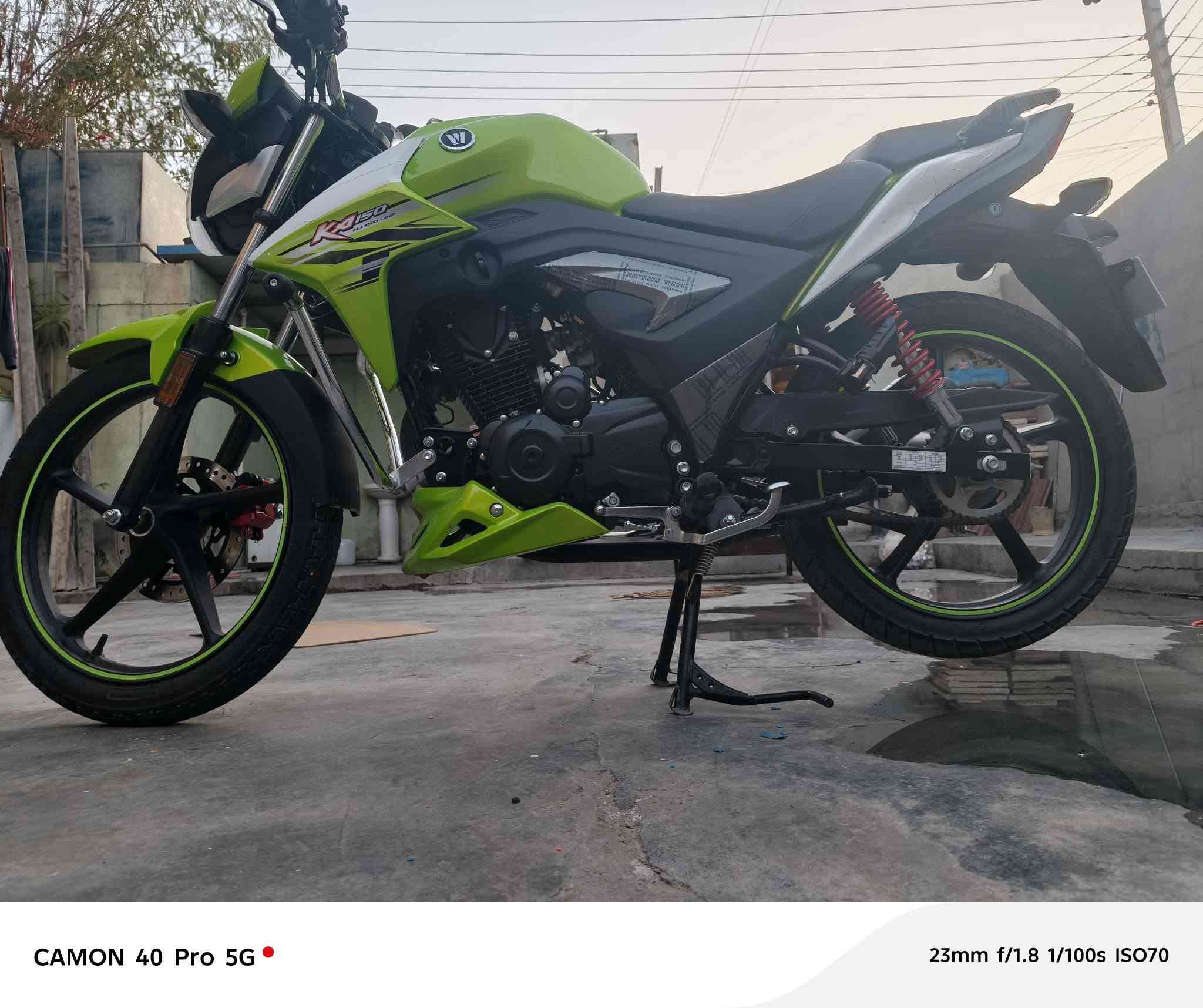 سلام عليكم هاوجي البيع موديل 2023مكمرك وكامل ورقم القرص بس سجل صالي ربع أشهر من شاده ومتوازي عله بيعتك سعر 16 مكان رمادي ***********
