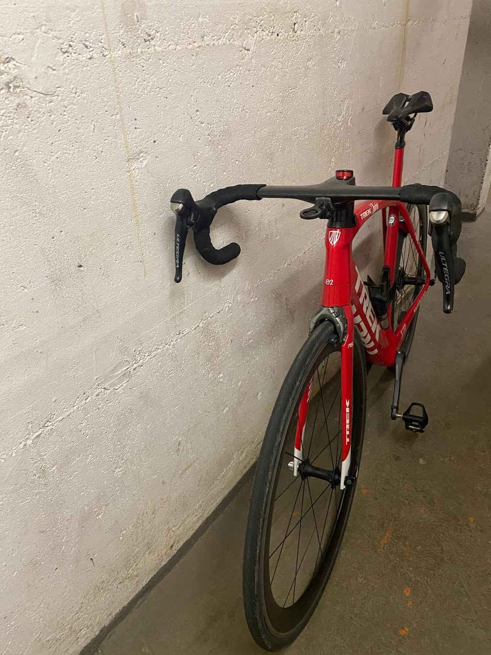 Trek Madona .2012
Orginal U.S.A
 کامل کاربوون 
قیاس 54
گیر 11*2
وزن 8.5 کیلو


**إذا كنت صاحب هذا الإعلان وتريد حذفه لأي سبب، رجاءا أرسل رسالة إلى الدعم الفني**