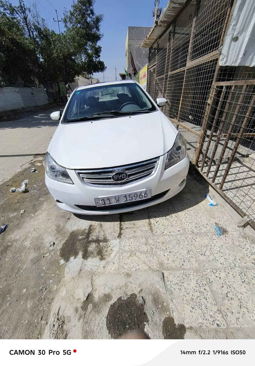 سلام عليكم بي واي دي موديل 2013
كامله دينار ما تصرف عليه كبل الشارع خير من الله كير مكينه مكفولة  بيه ضربه بل باب سايق و لبنيد بي  صبغ فول مواصفات هزه جديده تبريد بس غازيحتاجله  سياره بسمي مكان سياره بغداد مدينه الصدر سعر 50   / ***********
