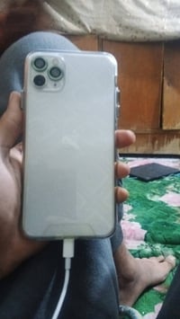 ايفون 11 برو ماكس • وكاله • بطاريه ٨٢