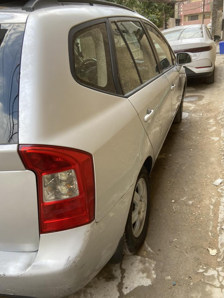 السلام عليكم كيا كارنز للبيع 2008
مكينه كير صدر خير من الله تخم تاير 
دوشمة جديدة بدون ضربة بدون صبغ 
طخطخات ومعدلة عالبارد 
السعر 100

‭٠٧٧٠ ٩٤٨ ٥٧٢٢‬
