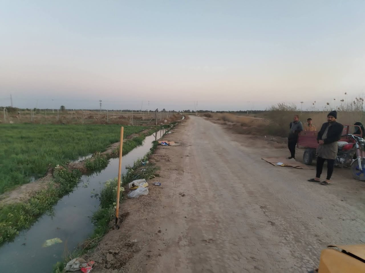 دوانم للبيع طابو صرف بسمي مكان راقي
تبليط كهرباء ماء سقي ماء اساله كله متوفر بل ارض 

الموقع خلف جامعه بابل نزلت الامام بكر ابن علي قرب مقام نبي الله ابراهيم الخليل الموقع الثاني قرب تقاطع شريفه عله بزل حجي علي طريق عوفي يبعد عن التبليط 250متر مكان راقي وسكني مدارس ابتدائية ومتوسطة  واعداديه خدمات كماله 

***********ابو محمد
