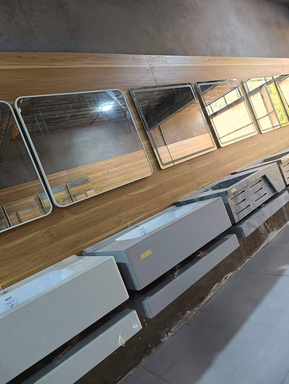 بمناسبة افتتاح الطابق الثاني 
معرض ومخزن الرافدين للمواد الصحية والانشائيه ديوانية قرب نادي الرافدين الرياضي ونقابة ونقابة 
يعلن عن
وصول مغاسل حديثه تناسب اذواقكم 
بيتك احلى ويه الرافدين 
زورنا مراح تخسر شي


**إذا كنت صاحب هذا الإعلان وتريد حذفه لأي سبب، رجاءا أرسل رسالة إلى الدعم الفني**