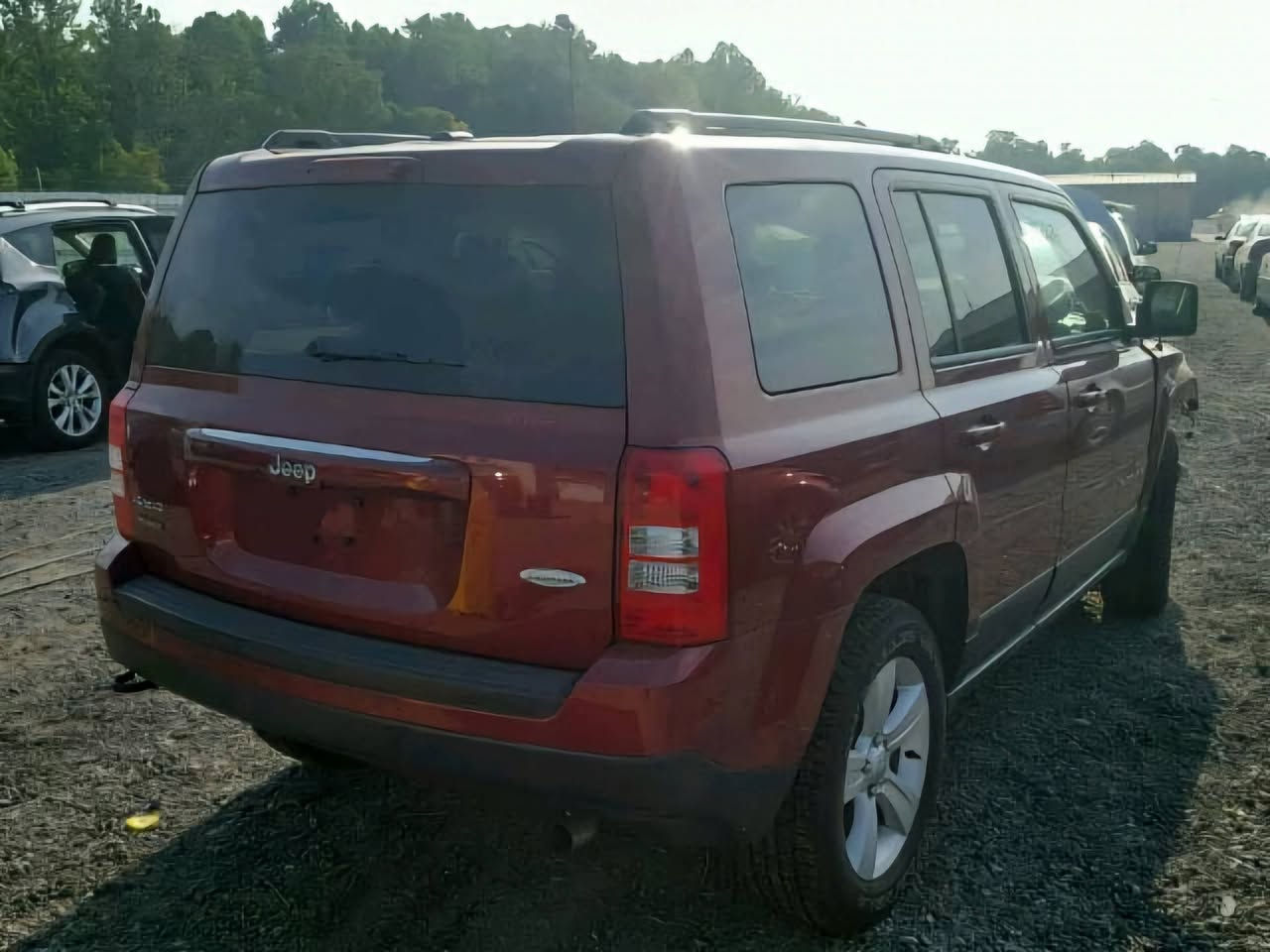 جيب باتريوت موديل 2017 ماروني رقم بصرة الجديد منضومة تبريد جديدة ومنظومة غاز فتحة بالقمارة لايت زنون تخم تاير صار شهر من شادهن باقي التفاصيل بالصور مع صور الحادث بأمريكا السعر 125 وبيها مجال مكان السيارة بالعمارة للاتصال ***********
