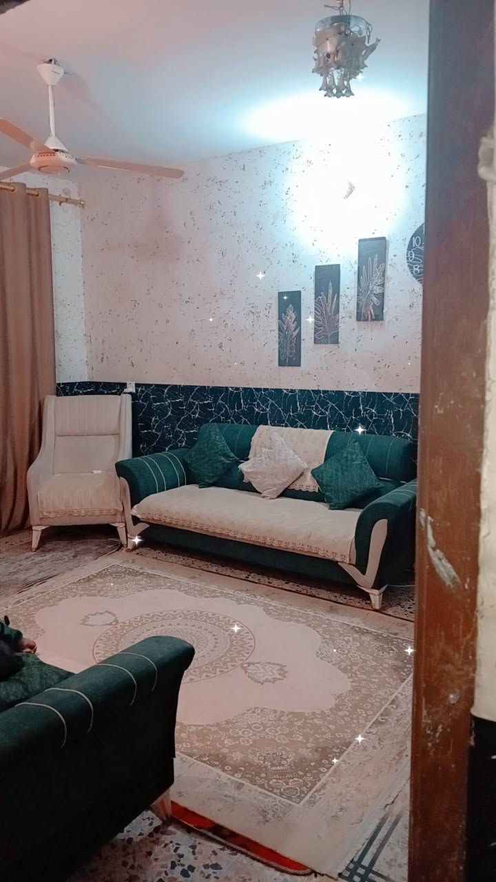 سلام عليكم بيت مساحة ٥٠م واجهة ٥ نزال١٠ يحتوي كراج مدخلين استقبال مطبخ منور خدمات درج طابق٢ غرفة كبيرة حولي تصير غرفة سطحين بيتونة زراعي سند ٢٠٢٦+وكالة الشعب شارع أبو ماهر، ثالث بيت عن، شارع العام سعر ٨٥ بيه مجال استفسار تصال ع الرقم***********
