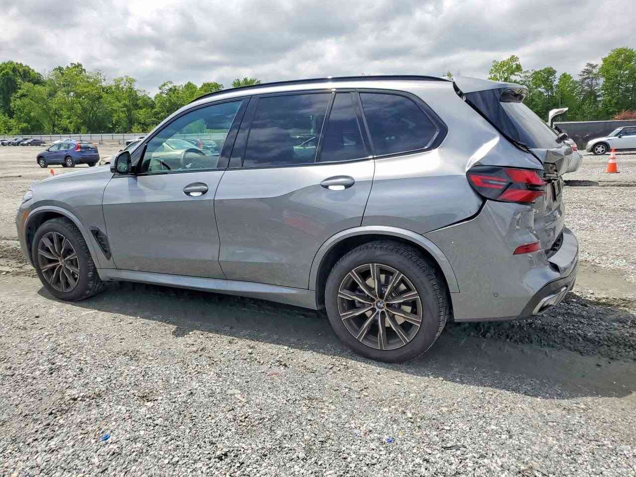 2026 BMW 330XI

شحن مباشر الى اربيل عن طريق مرسين تركيا 
شحن مباشر الى العراق عن طريق الحرة الاردن 
*********** :📞 
*********** :📞
السعر :  حسب المزاد  
تاريخ المزاد :  6/8
الضرر : حسب الصور المرفقة 
بيع وشراء كتب شهداء 
شراء سيارات تحت الموديل لمن لديه كتاب ضباط 
لو كتاب دبلوماسي 
بالامكان ادخالها بكتاب ذوي الشهداء باعفاء كمركي مع اعفاء الرقم 

🔺نتكفل بالسيارة لحين وصولها 
🔺اي استفسار مراجعة المكتب 
🔺 اوقات العمل كل ايام الاسبوع من الساعة ال 5 عصراً ماعد يوم السبت و الاحد عطلة المزاد
🔺 عملنا شراء السيارات من المزادات الامريكية والكندية
🔺لدينا تقرير Carfax مجاني لفحص السيارة قبل دخولها المزاد 
🔺 نشحن من جميع الموانئ الامريكية والكندية وبأسعار شحن تنافسية 
🔺نشحن الى دبي و عمان و البصرة و كردستان و تركيا  
🔺لدينا ورشة تصليح في دبي 
🔺لدينا معقب لتخليص السيارات (حرة او معوقين او ذوي الشهداء ) و ايصالها الى الزبائن
📍العنوان : موصل حي الوحدة مقابل معهد صناع الامل 
🔺اوقات الدوام من 4 عصراً وحتى ال11 ليلاً كافة ايام الاسبوع 
☎️ للاستفسار الاتصال على الرقم
م.علاء ابو فهد 
 
*********** :📞 
*********** :📞 ￼
