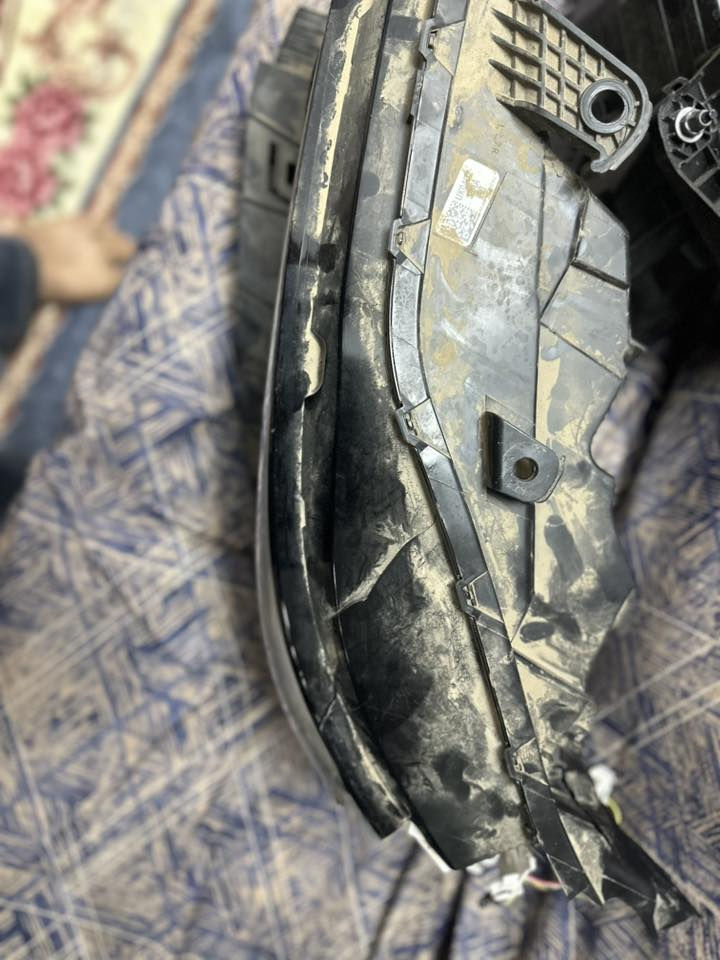 زوج لايت هوندا اكورد تورنك شغلات مكسرات من جه الشاره ***********
