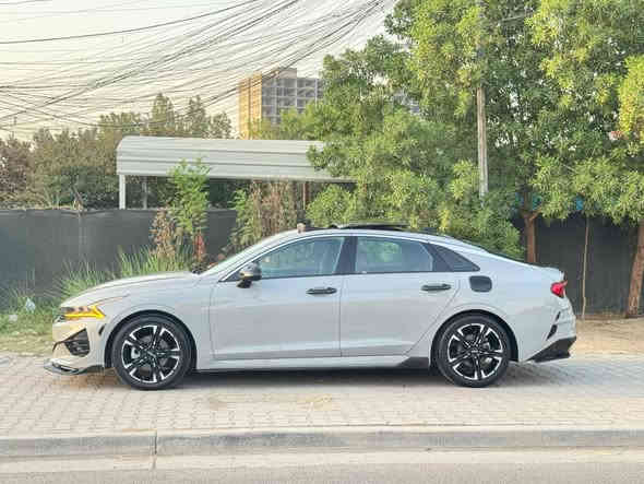 السلام عليكم
للبيـع فقـط بدون مراوس
 
السياره موديل 2023 Gt Line سمنتـي داخـل أحمر
حآدثهه واضح بل صور جاملـغ معدل ومصبوغ + صندوك مبدل نفس اللون الضربه مواصله للحوض نهائيا شخط مـابي 
 البيبان صفحه آلسايق بيهن كلير بدون فتح بدون حادث بدون تصليح بلاديآت فقط كليـر 

ماشيـة 36Mi  كلشـي بيهه بلادي وجاهـزه للأخير وبدون ايربآك البچم كبـس 

ألسعـر 213 ورقـه وبيهه مجـآل 
مكـان السيـاره بغداد . حي العدل 

رقم تلفون 
***********
