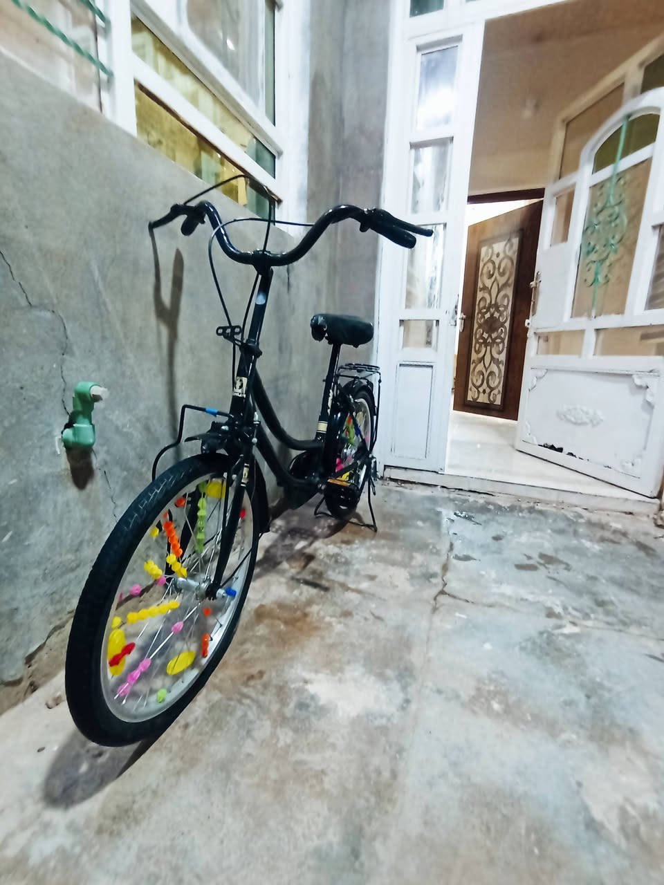 سلام عليكم بايسكل بناتي حجم 20
بايسكل نضيف تايرات جديد بريكك جديد 
بابسكل ما ناقصه حاجه سعر 60وبي مجال 
او مراوس ب رياضي نضيف ***********
واتساب
