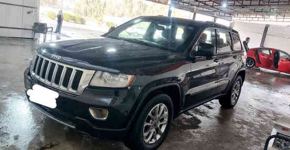 بيع او مراوس بأقل
جيب لاريدو موديل 2012 محرك3600 شرط 
رقم بغداد بأسمي 
شرط التحويل سنويه جديده هزه جديده 
بيه 3قطع بدون دواخل شرط
سياره فول مواصفات عدا الفتحه
كشنات جلد تحكم استيرن 
بصمة تشغيل +بصمة ابواب 
دخول ذكي..دفع رباعي 
كامره دواره ...شاشه قلاب 
صدر جديد طخم تاير جديد
 .سياره جاهزه مابيها نقص 
السعر 150 وبيه مجال 
مكان السياره موصل 
***********واتساب
*********** موصل
