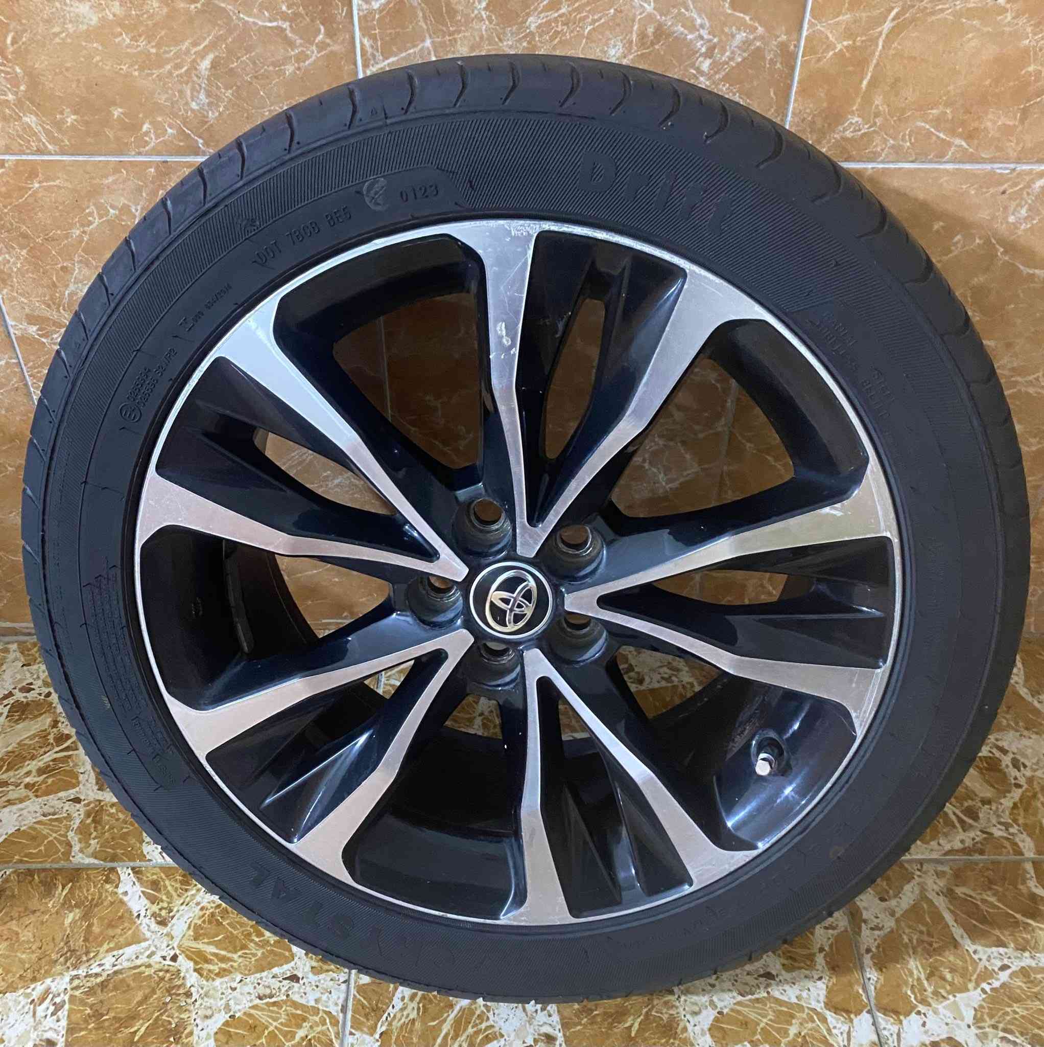 للمراوس فقط ( محتاج ويل كب حجم 17 )
تخم تاير جديد ويل بلادي جديد حجم 16 - 55 - 205
مراوس بويل كب حجم 17 نفس البصورة فقط


**إذا كنت صاحب هذا الإعلان وتريد حذفه لأي سبب، رجاءا أرسل رسالة إلى الدعم الفني**