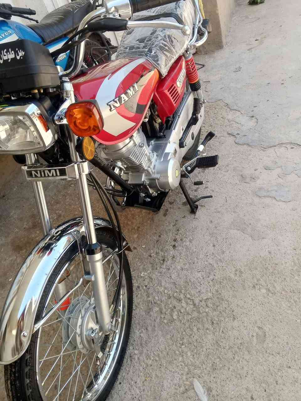 السلام عليكم درجه ربع كير مديل 27 درجه بعده سحك خير من الله محتاج وريد بيع ما صلهه سبوعين من جبته شوفت عينك فول نضافه
السعر 750 بيه مجال قليل كلش  لا تجيني طيحلي ما طيح رقم الهاتف ***********
