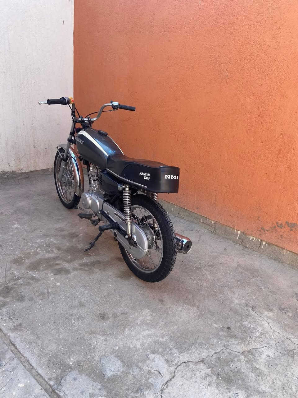 السلام عليكم نامه للبيع تعمير كلك كلك دراجه نضيفه وكلشي ماعوزه مكاني سوق الشيوخ العكيكه السعر 500او بيه مجال حك الجيه مامتواجد ع الفيس هااذه رقمي ***********او بي وتساب
