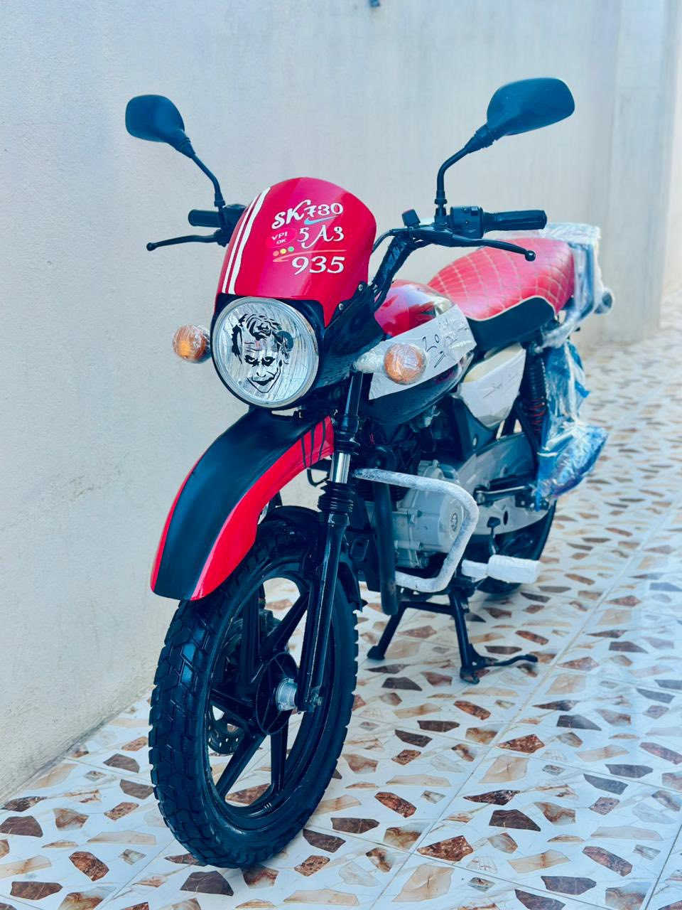 بوكسر موديل 2021.         ***********
وراق اصوليه مكفول من كلشي السعر 975 وبي مجال 
للمراوس هم مكاني ديالى الخالص
