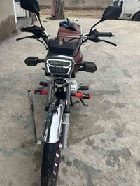 دراجه البيع سيفان  ٢٠٢٤محرك ضاغطه وزنجيل فول خير من الله سرعه ومكفول م...