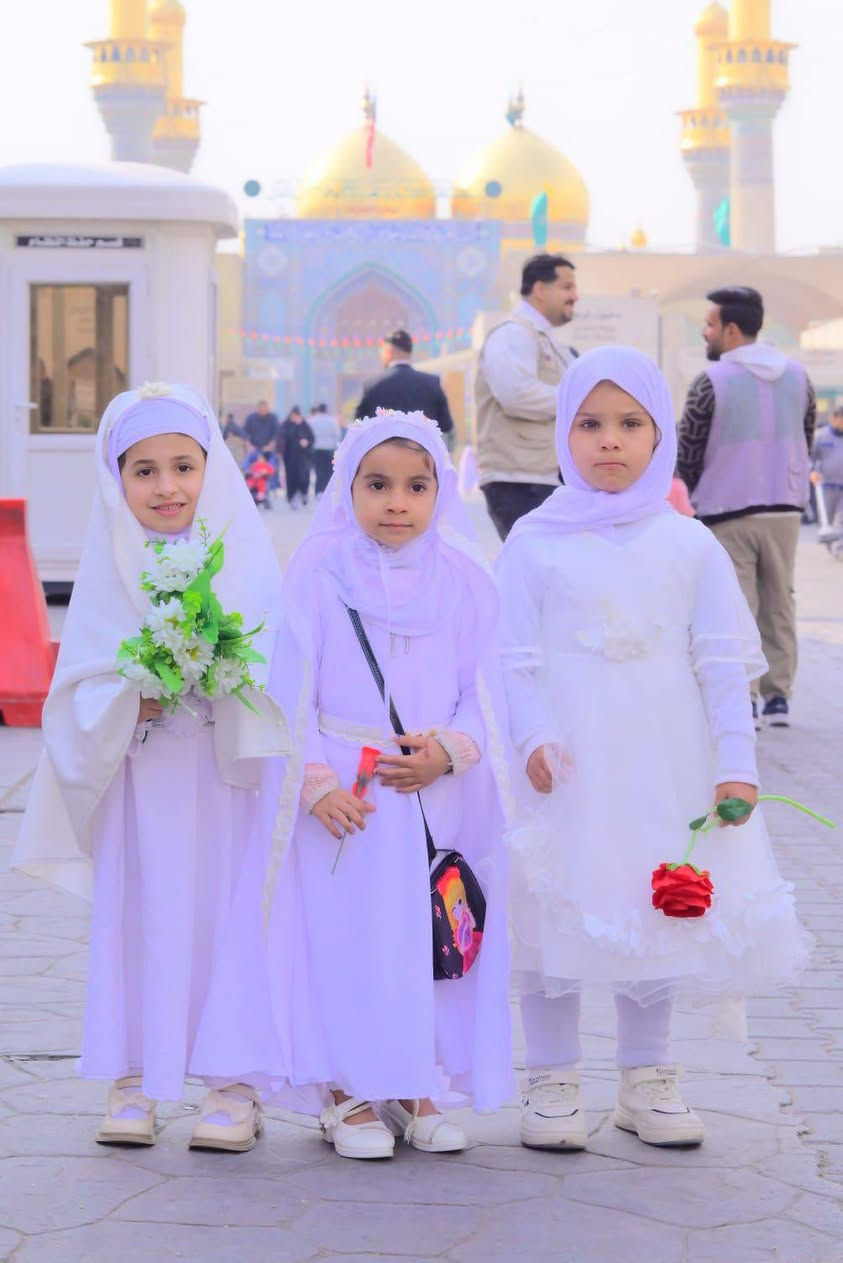 روضة جنات الغدير في حضرة الإمامين (ع)
بمناسبة ولادة الإمام الحُجّة (عج)، تشرفت روضتنا بزيارة مباركة تضمّنت:
♥️ الزيارة والدعاء.      🥰 محاضرة تربوية.      🌹جولة في المتحف مع درسٍ تاريخي وقرآني هادف👍.
#جنّات #الغدير…
حيث العطاء، والتعليم المختلف، وبناء القيم منذ الصغر 🤍
🔴 بغداد – حي النصر الأولى – شارع المستوصف
📞 ***********.
