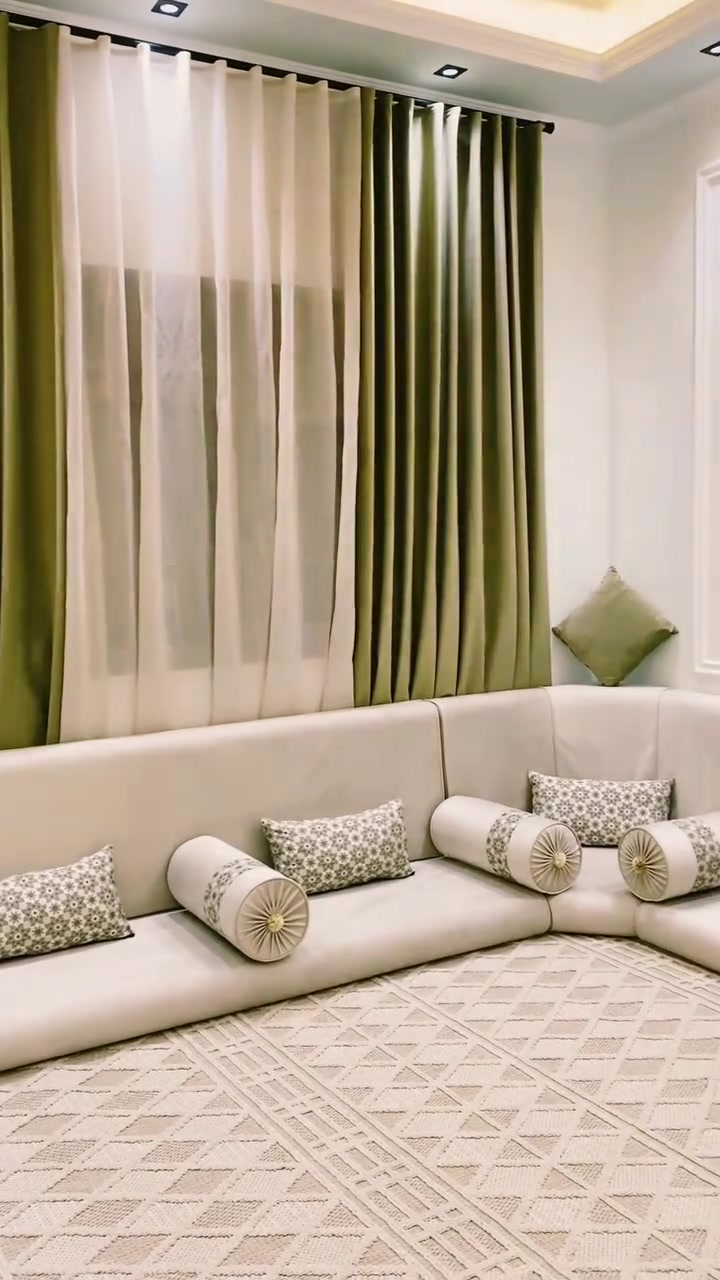 🛋️ طقم #مجلس_لمسه_ملكيه💚 يغيّر شكل بيتك من أول نظرة!
فخامة بالتفصيل، راحة بالاستخدام، وجودة بتعيش سنين  💪
#الرقة_شارع_الاماسي
وتساب خالد#0934390724
سعيد 0982481953
 #مفروشات_البيت_الملكي


**إذا كنت صاحب هذا الإعلان وتريد حذفه لأي سبب، رجاءا أرسل رسالة إلى الدعم الفني**