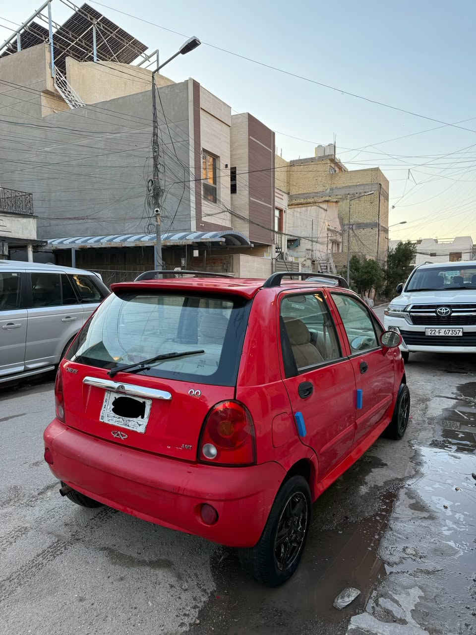 شيري كيو كيو 2013 بغداد للبيع 
السعر ب٣٣ ورقه وبيها مجال جدا بسيط 
محرك وكير ومنظومة نضيفات جدا 
تبريدها شغال ثلج 
كير اوتماتيك- محرك 4 سلندر المرغوب 
مكاني بغداد المنصور للأستفسار:
*********** رصيد او واتس اب متواجد
