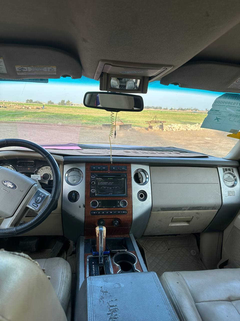 السلام عليكم فورد أكس بديشن 2008محرك تاهو السياره حلوه داخل وخارج رقم بغداد تحويل مباشر بيع أو مراوس حسب القناعه السعر 120وبيها مجال بصيط العنوان قرب سجن أبو غريب رقم الهاتف ***********
