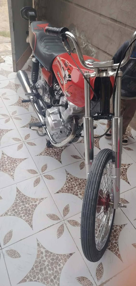 لل بيع دراجه نامه شلامجه تعمير ٢٠٢٥ والشاصي ٢٠١٢ أوراق الدراجه اصولي كفاله عامه السعر ٧٠٠ وبيه مجال مكان الدراجه بابل ***********
